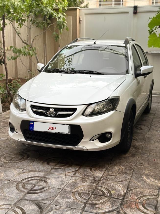 خودرو کوییک، معمولی آگهی ann_18516395