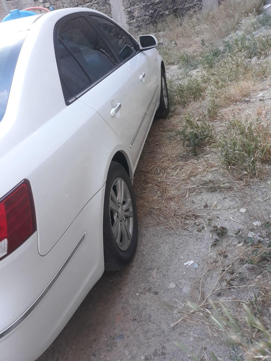 هیوندای سوناتا اتوماتیک NF 2400 - 2009