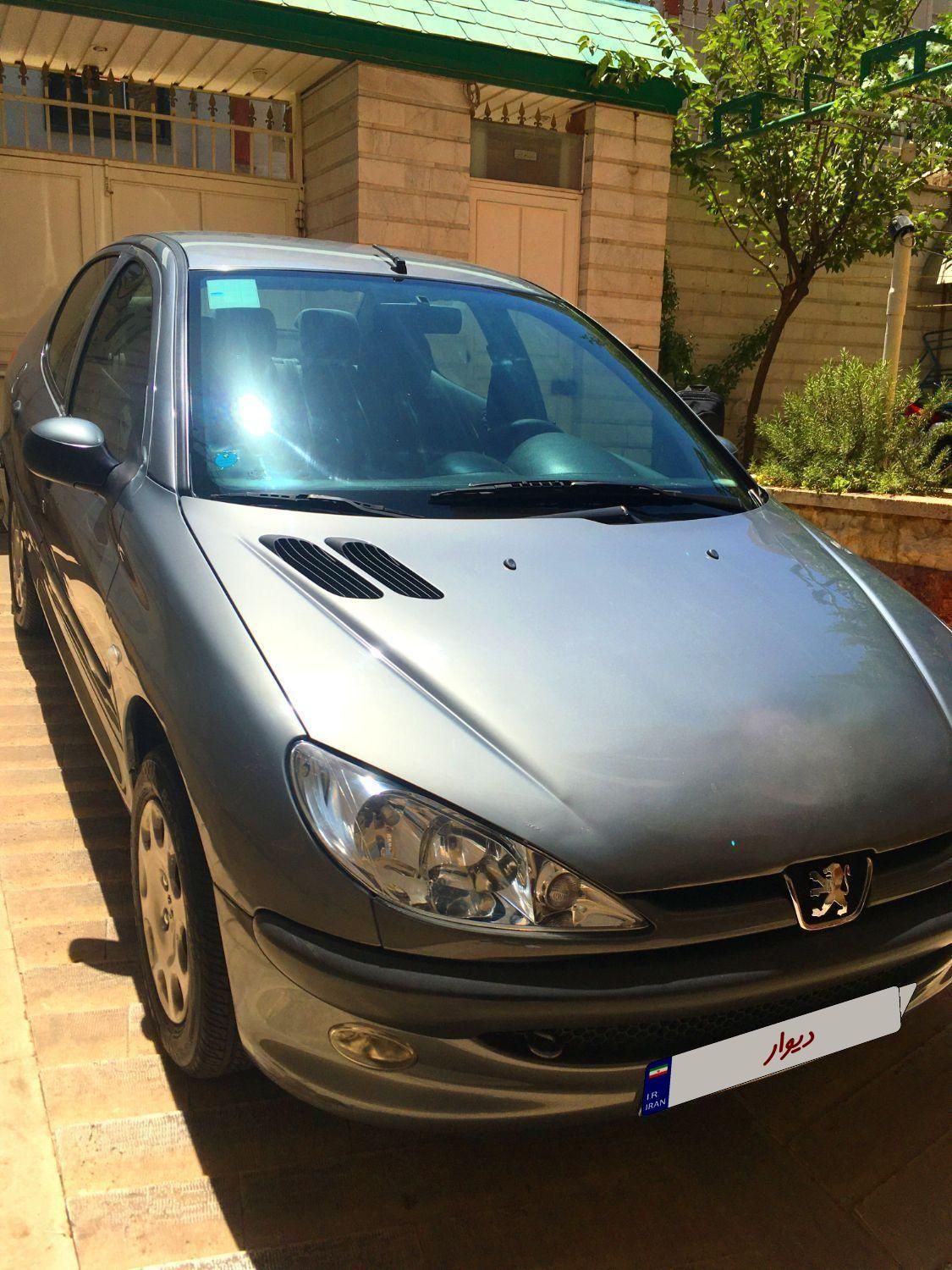 پژو ۲۰۶ صندوق دار v8 - 1397