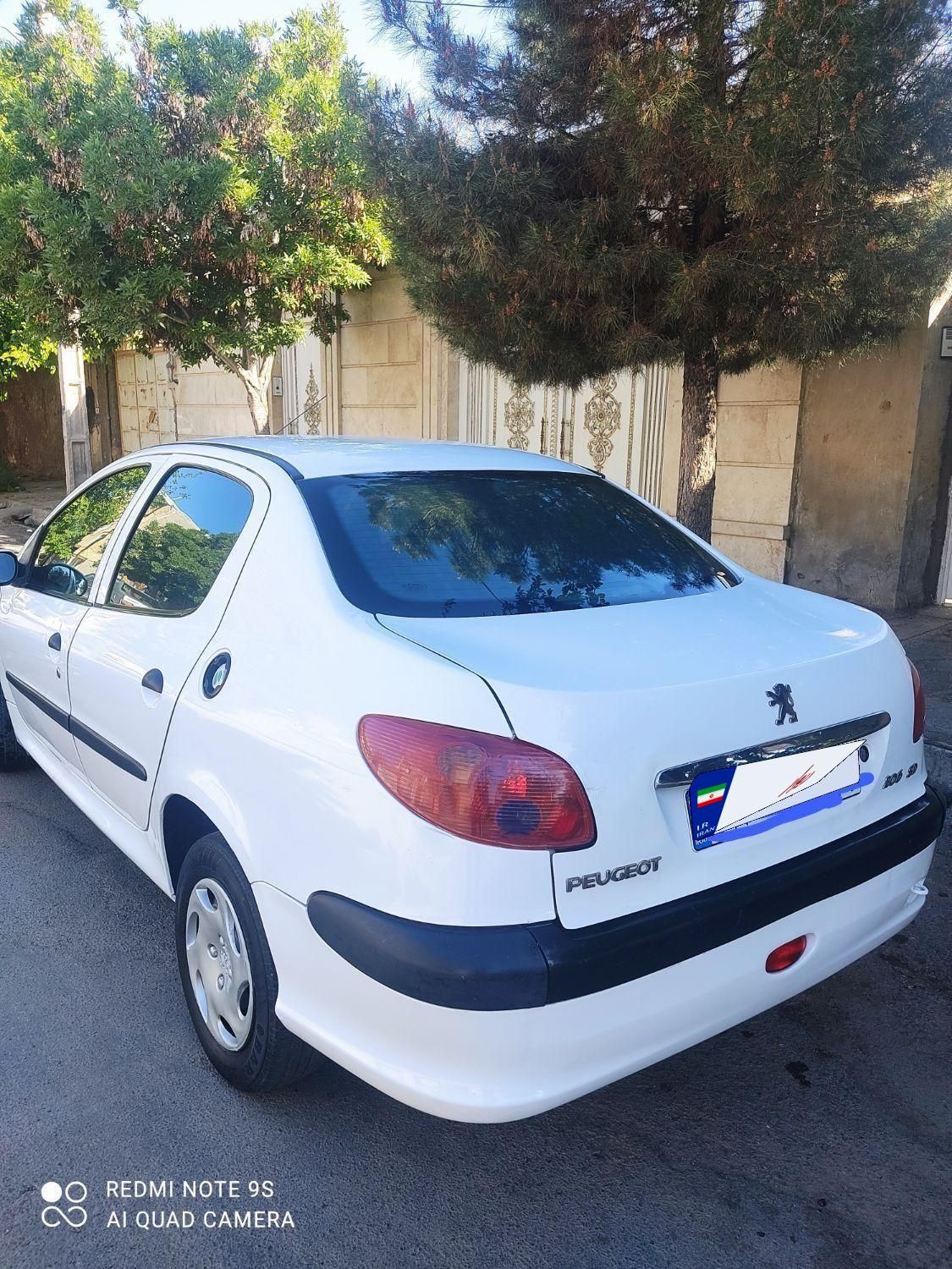 پژو ۲۰۶ صندوق دار v2 - 1391