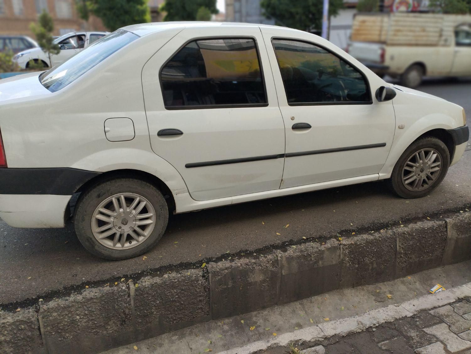 خودرو رنو، تندر 90 آگهی ann_18517371