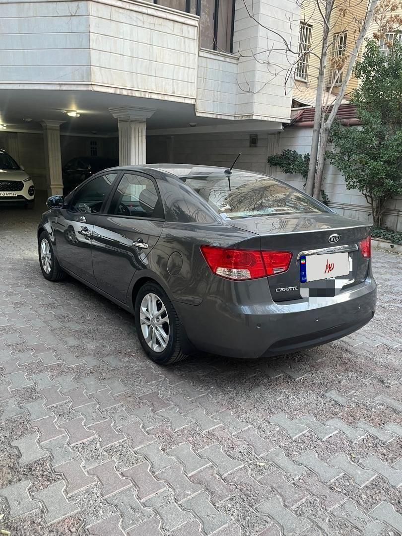 خودرو کیا، سراتو مونتاژ آگهی ann_18517392