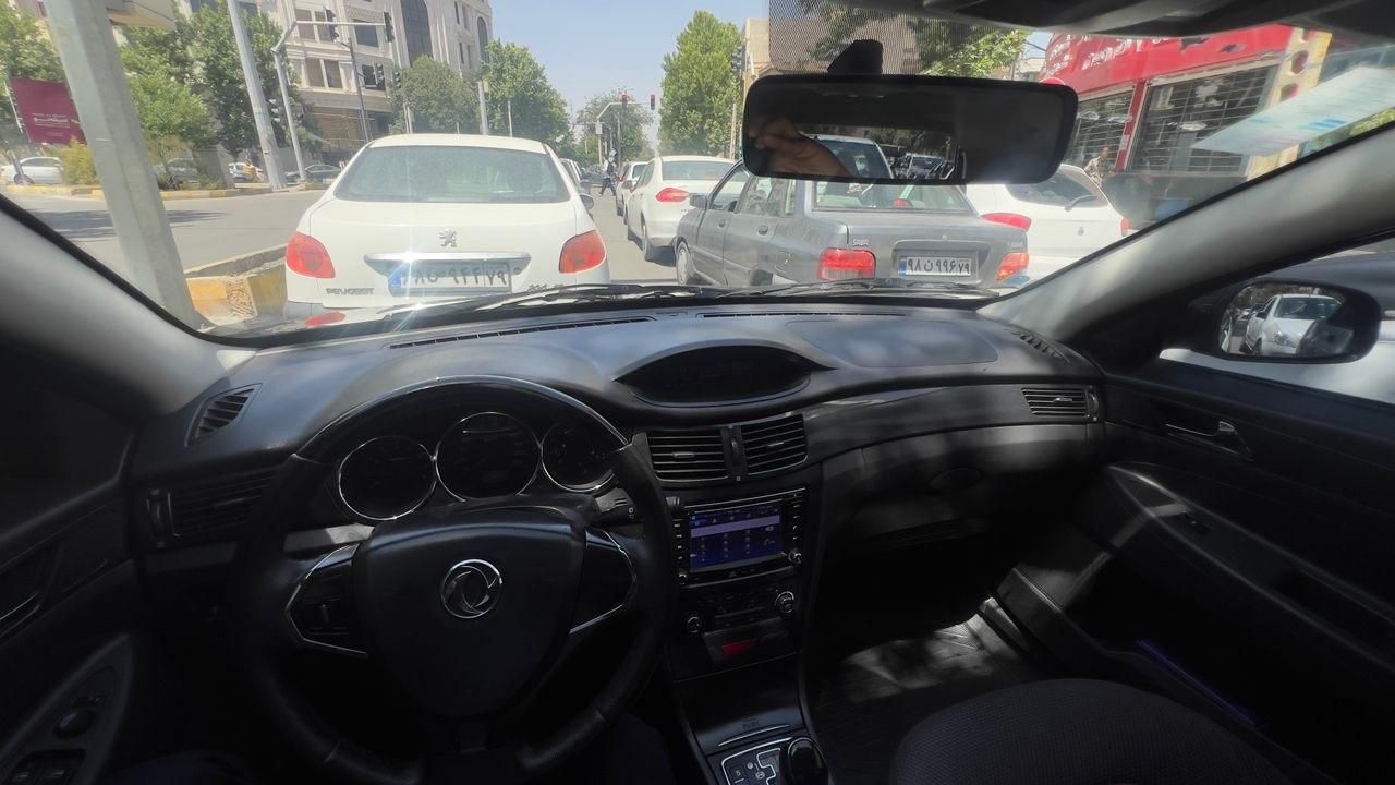 دانگ فنگ H30 کراس اتوماتیک - 1397