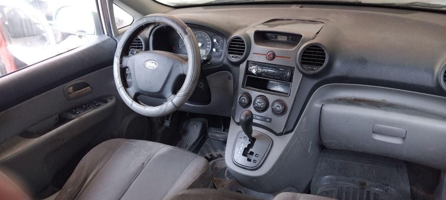 کیا کارنز فول UN - 2008