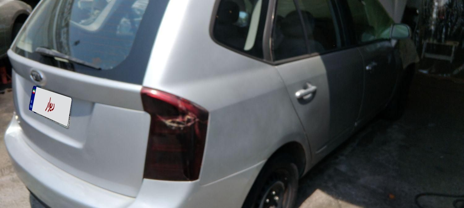 کیا کارنز فول UN - 2008