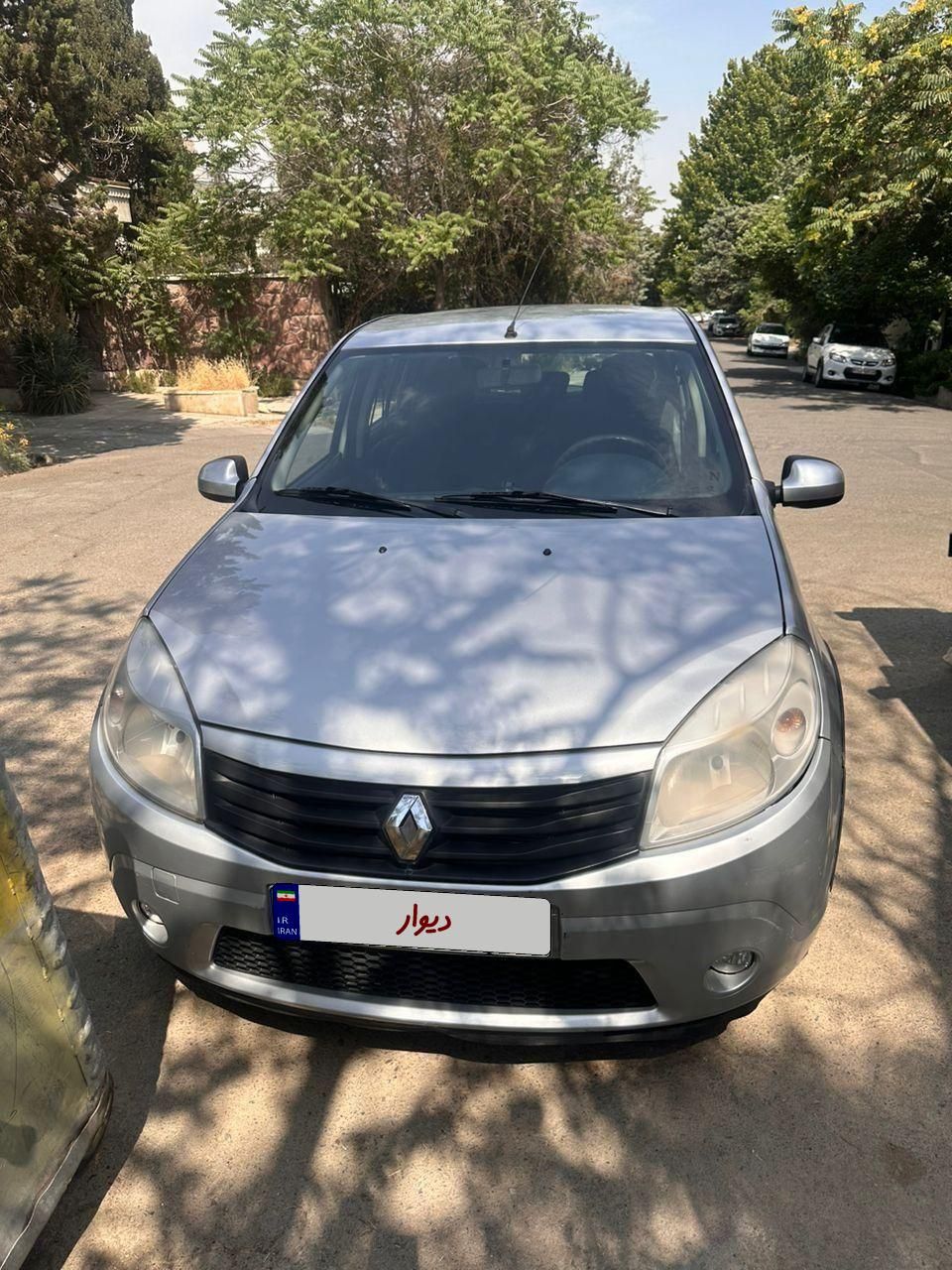 خودرو رنو، ساندرو آگهی ann_18518288