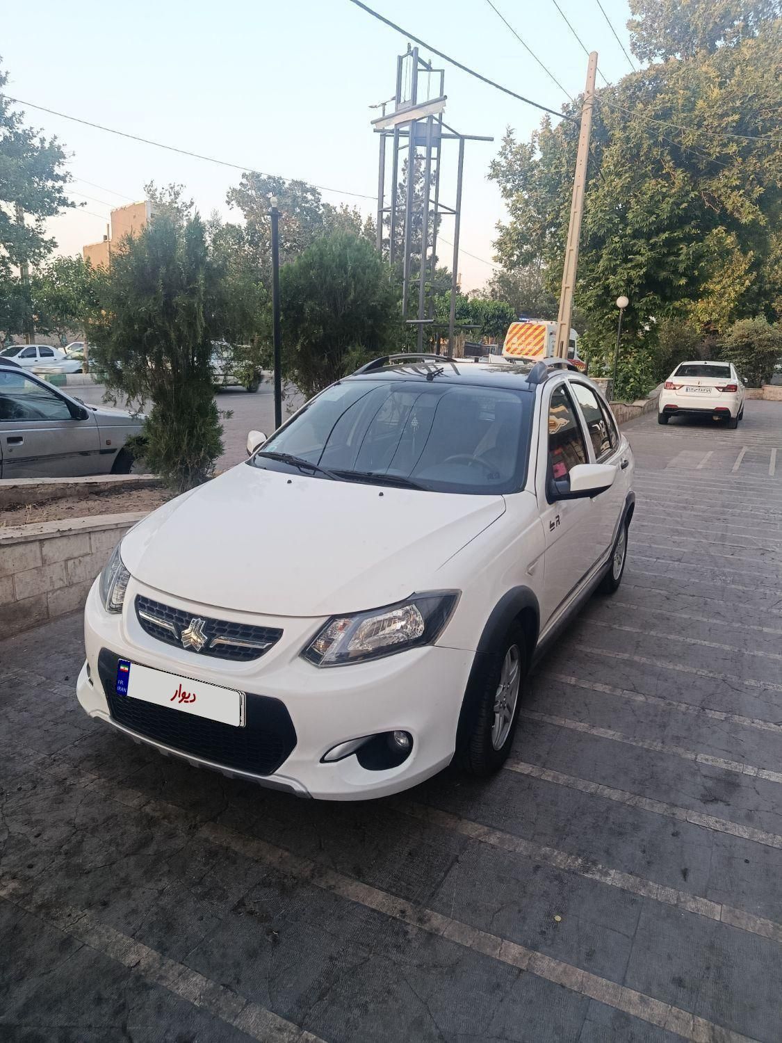 خودرو کوییک، R آگهی ann_18518382
