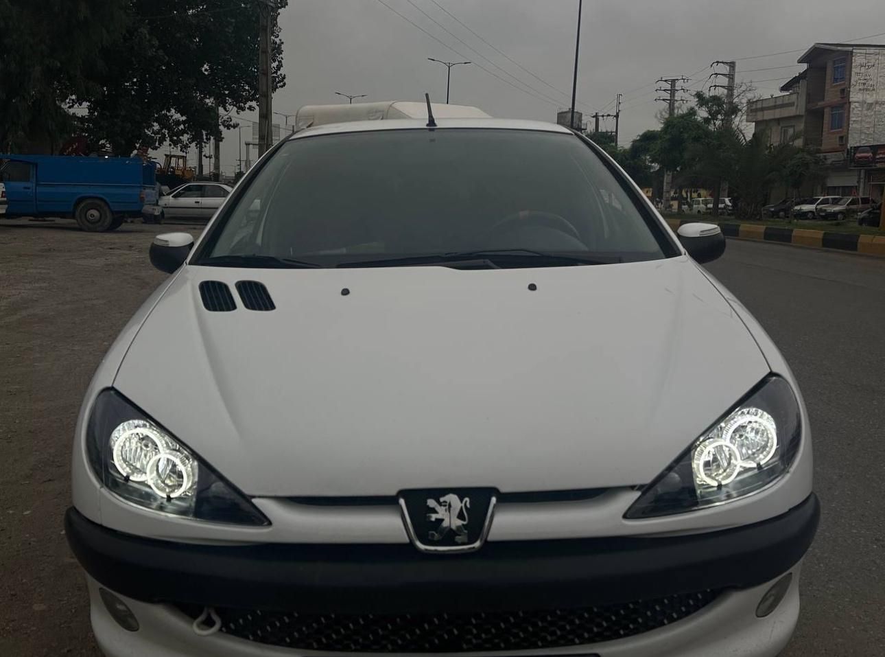 پژو ۲۰۶ صندوق دار v8 - 1395