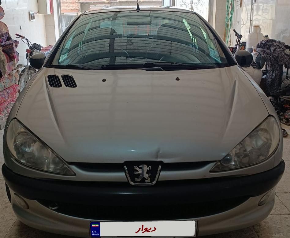 خودرو پژو، ۲۰۶ صندوق دار آگهی ann_18518502