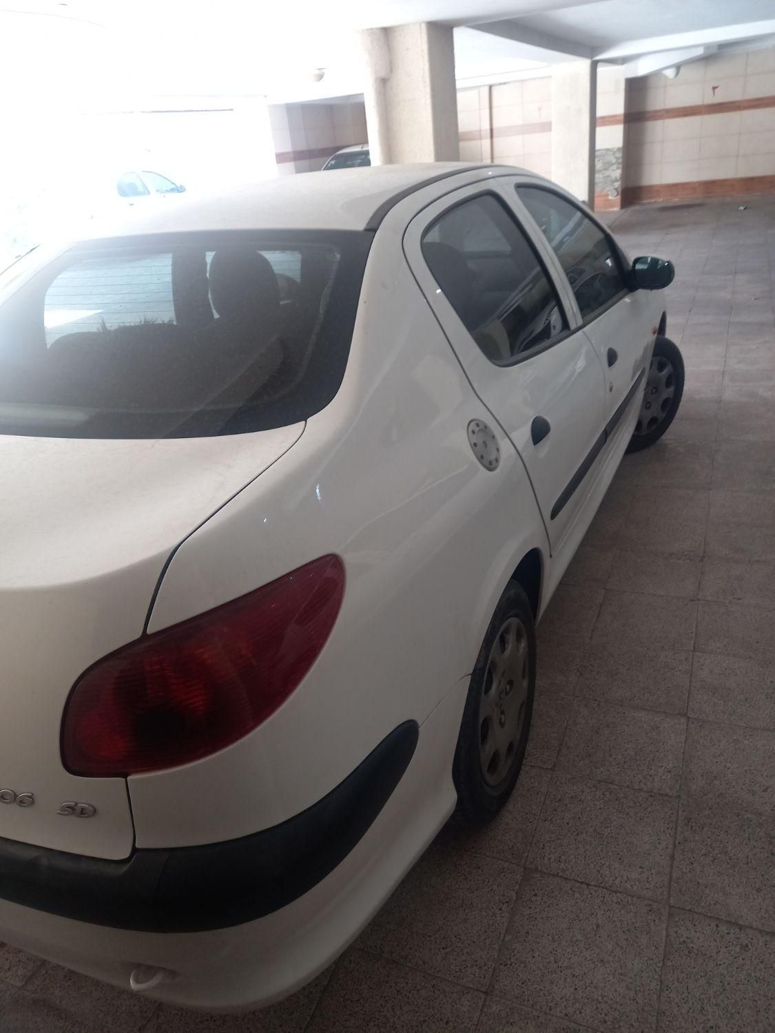 پژو ۲۰۶ صندوق دار v8 - 1399