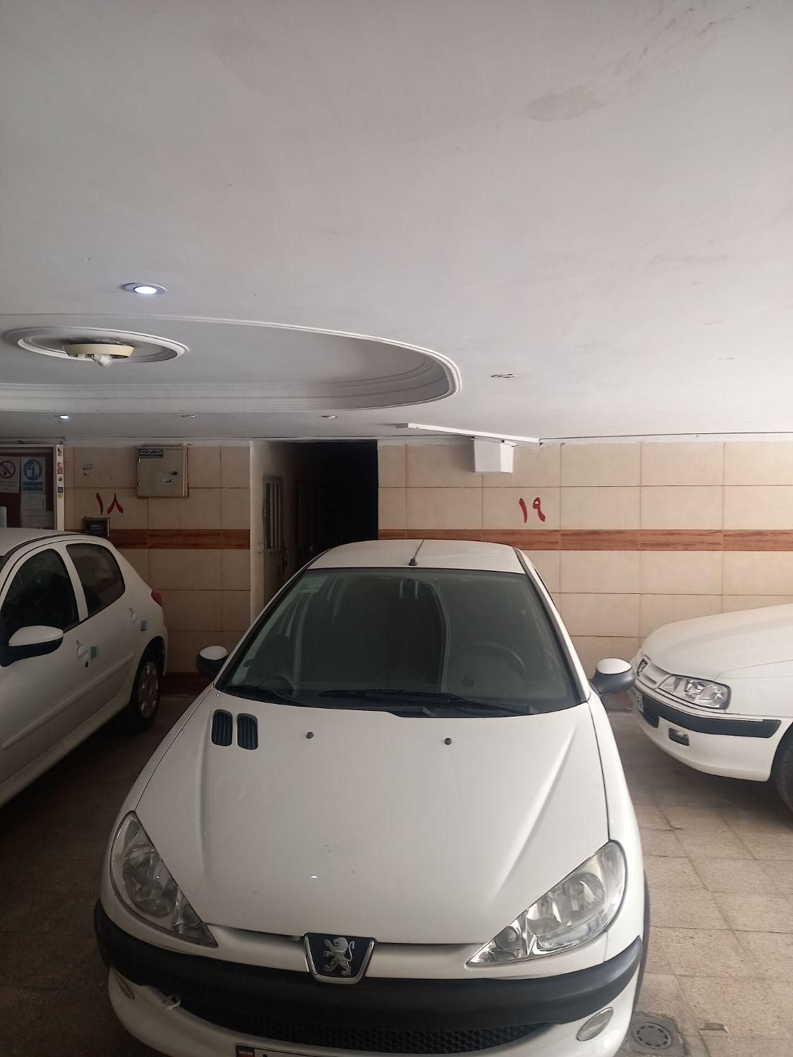 پژو ۲۰۶ صندوق دار v8 - 1399