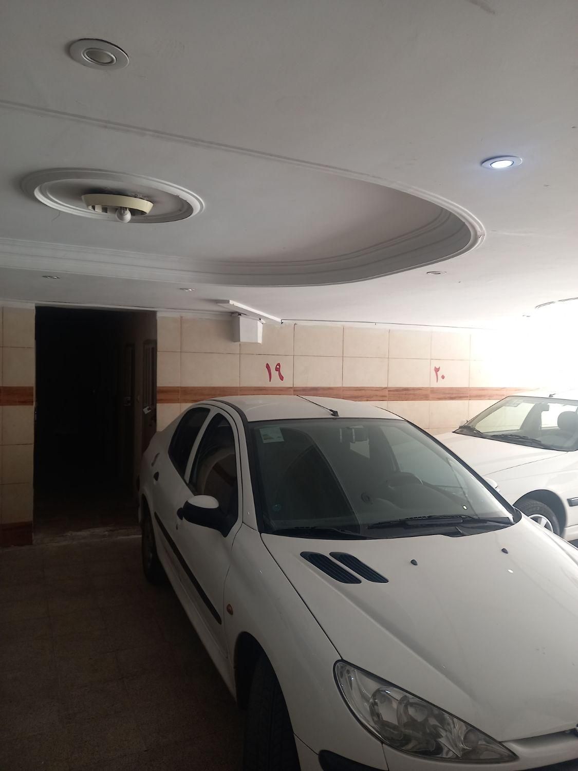 پژو ۲۰۶ صندوق دار v8 - 1399