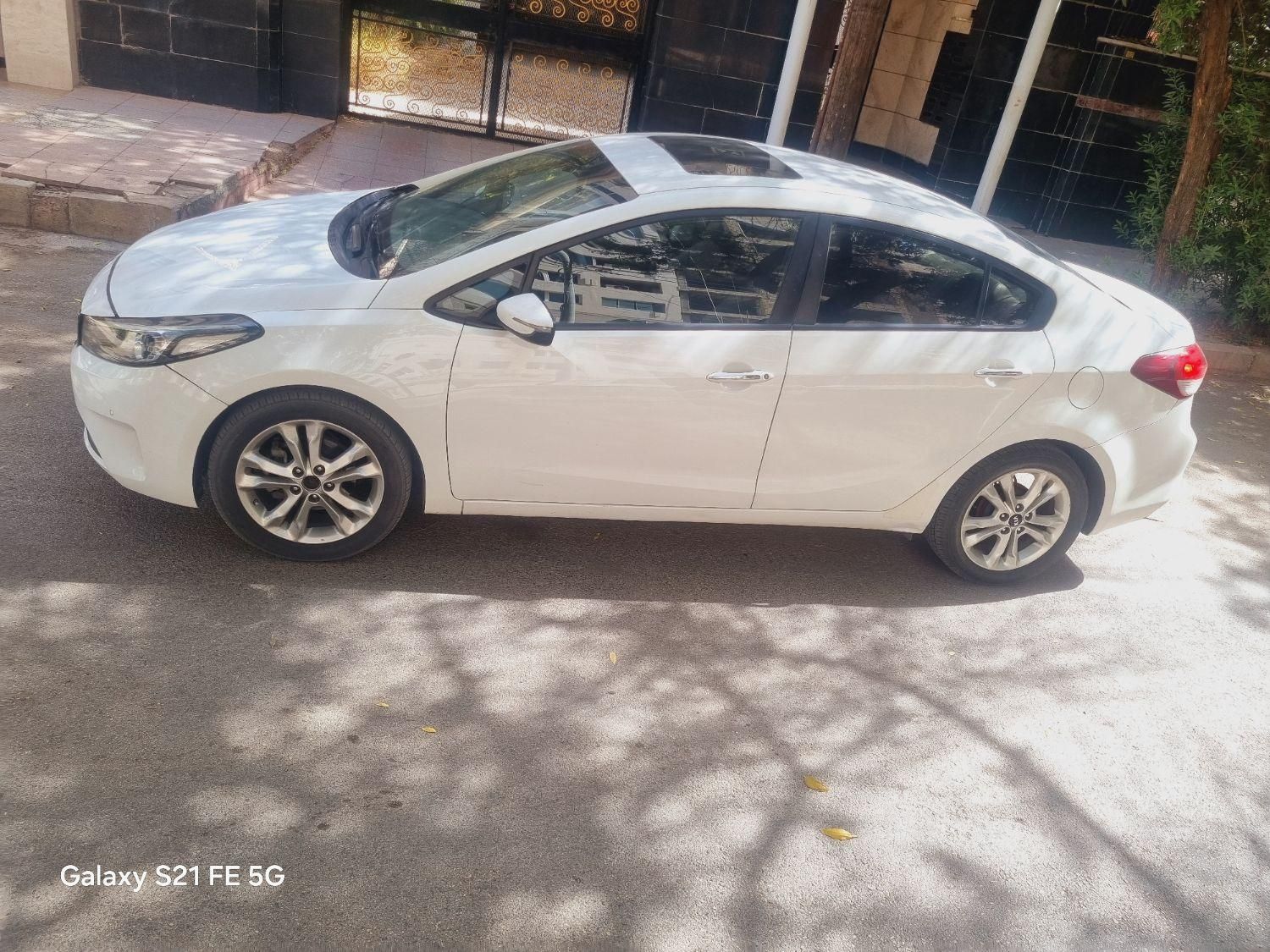 کیا سراتو 2.0 لیتر اتوماتیک GT لاین - 2018