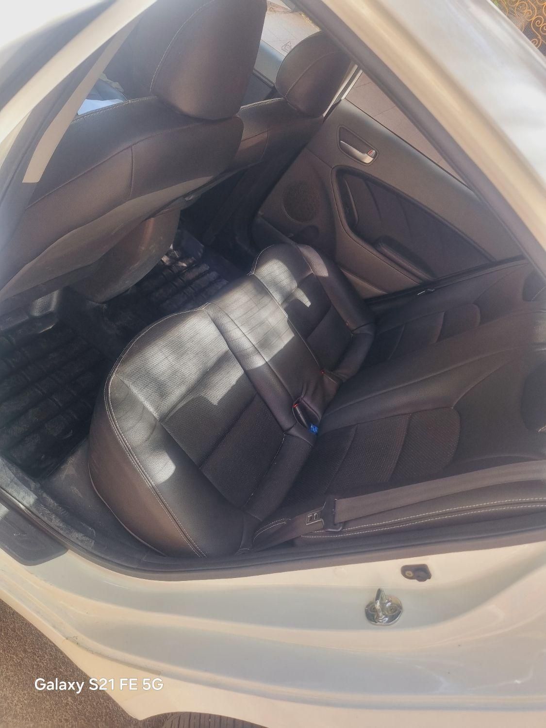 کیا سراتو 2.0 لیتر اتوماتیک GT لاین - 2018