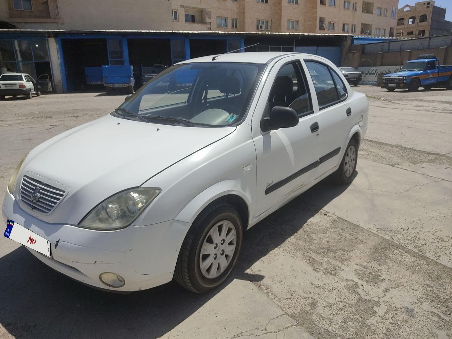 تیبا صندوق دار SX - 1392