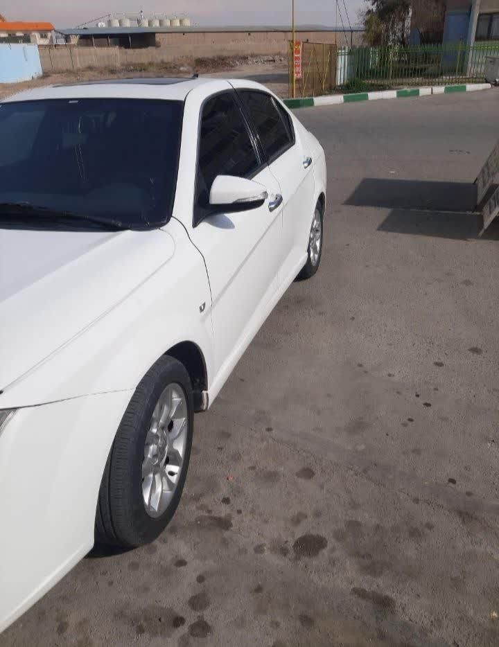دنا پلاس توربو ۵ دنده ۲ ایربگ - 1399