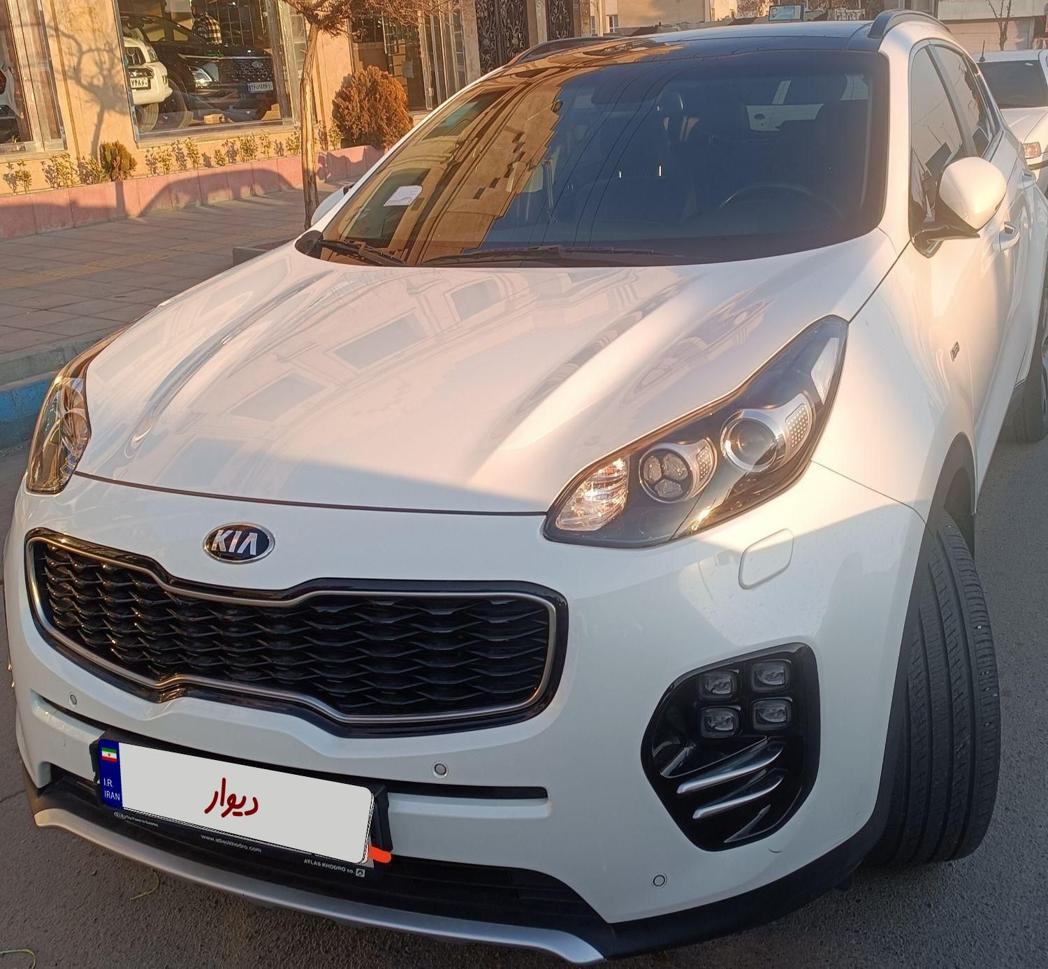 کیا اسپورتیج 4 سیلندر 2400cc GTLine - 2017