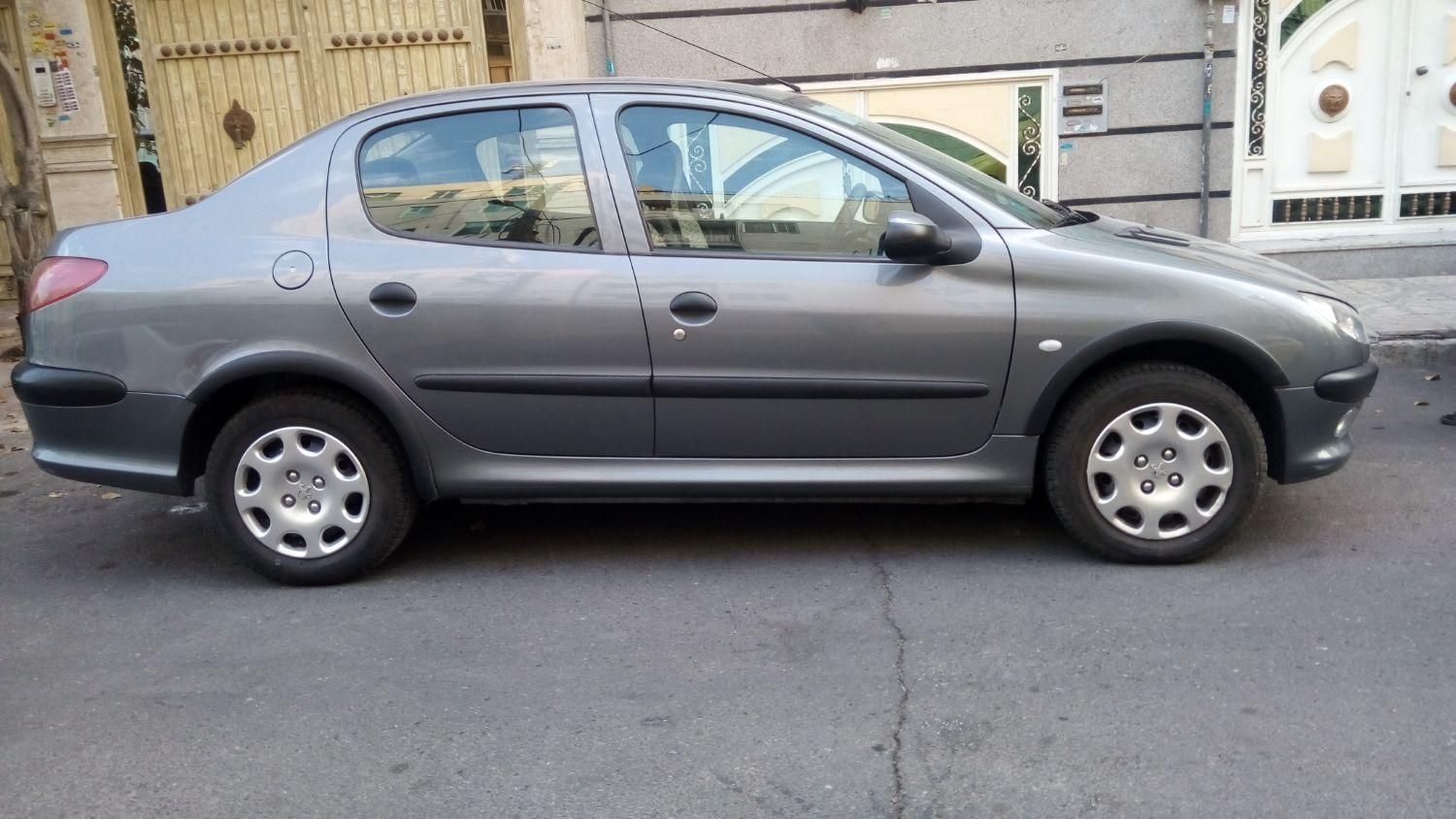 پژو ۲۰۶ صندوق دار v8 - 1394