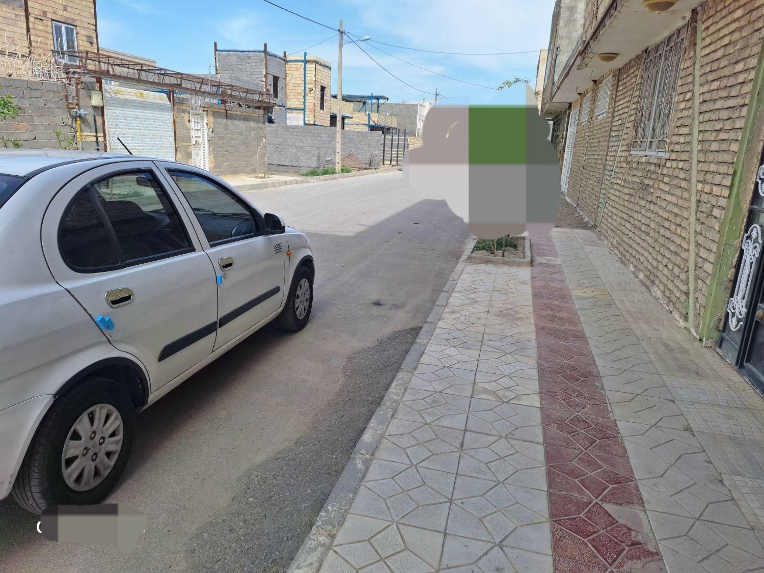 تیبا صندوق دار SX - 1401