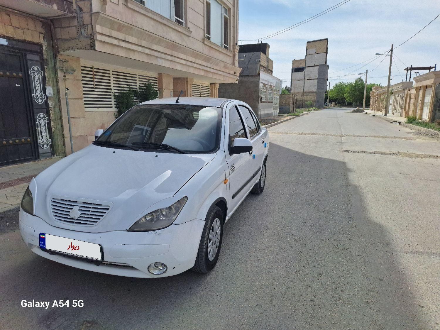 تیبا صندوق دار SX - 1401