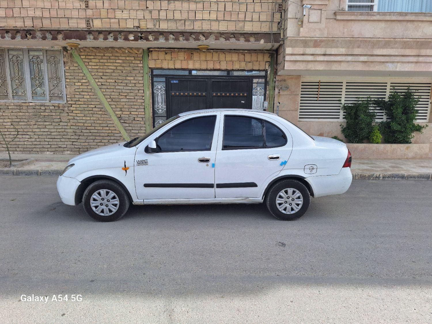 تیبا صندوق دار SX - 1401