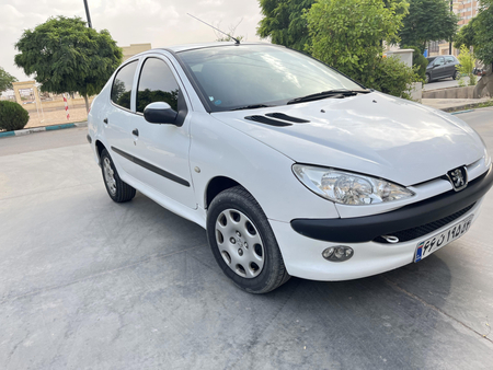 پژو ۲۰۶ صندوق دار v8 - 1394
