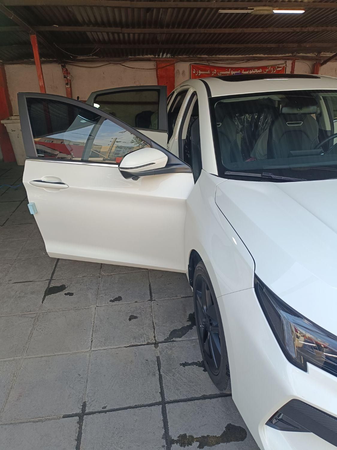 کی ام سی J7 اتوماتیک - 2024