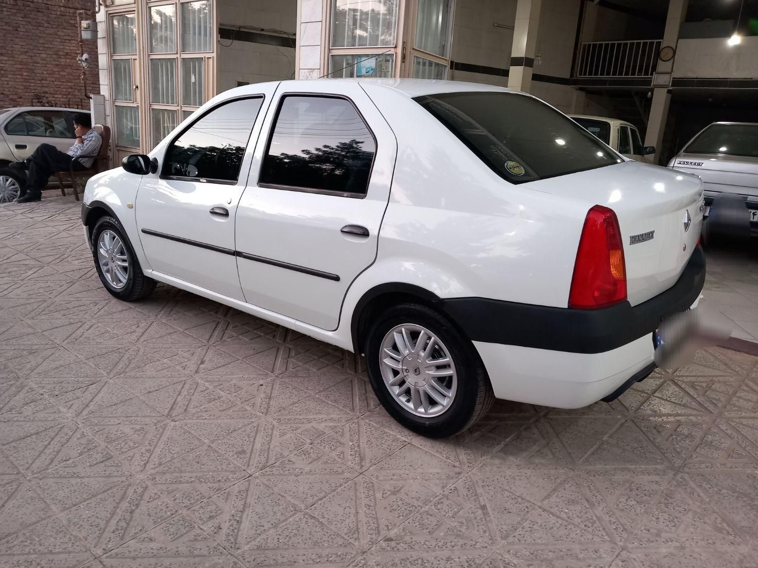 رنو تندر 90 E2 - 1389