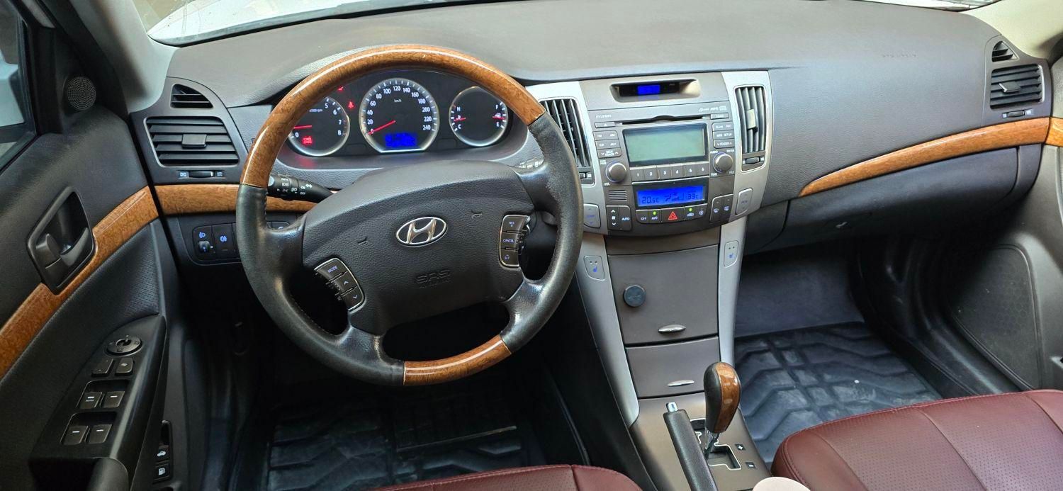 هیوندای سوناتا اتوماتیک NF 2400 - 2009