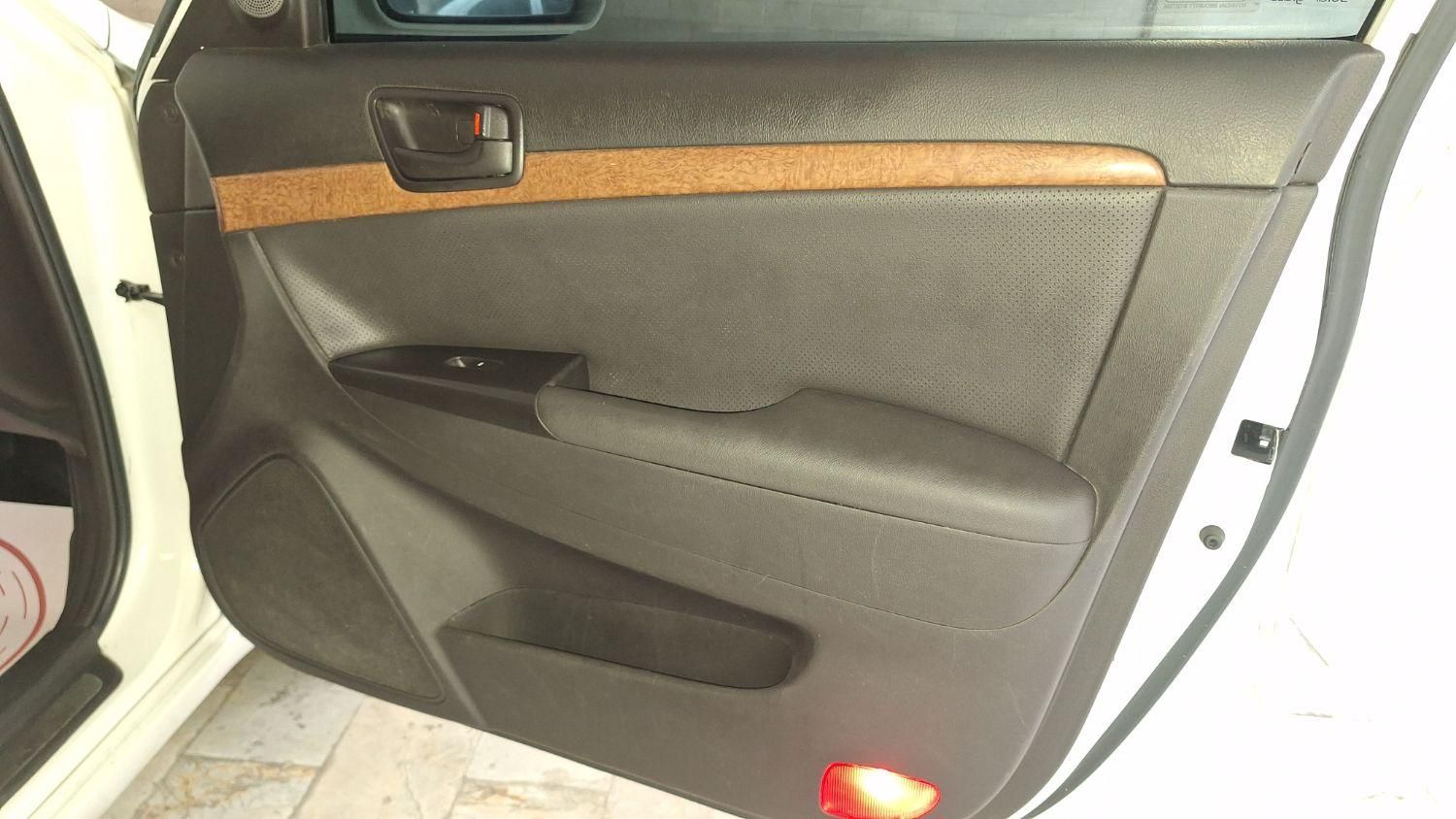 هیوندای سوناتا اتوماتیک NF 2400 - 2009