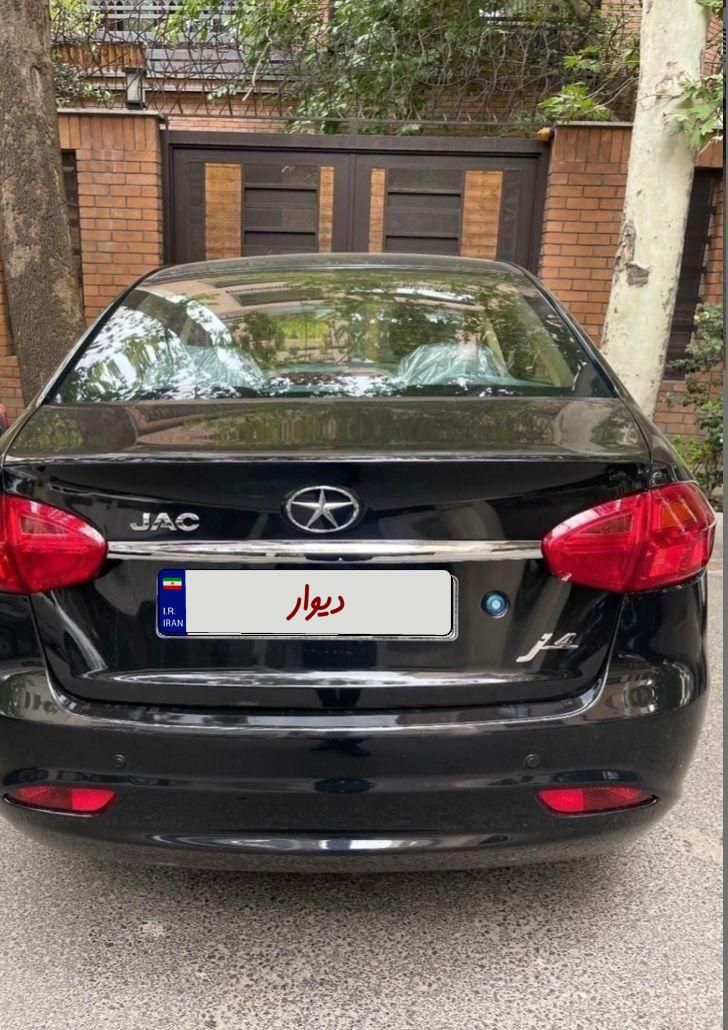 جک J4 اتوماتیک ساده - 2024