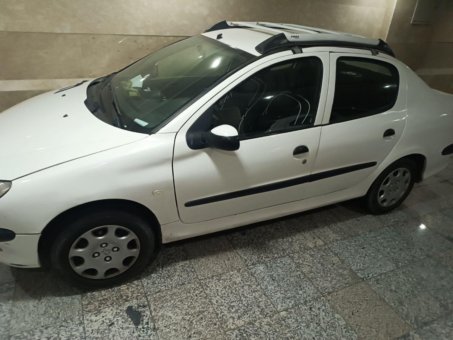 پژو ۲۰۶ صندوق دار v8 - 1392