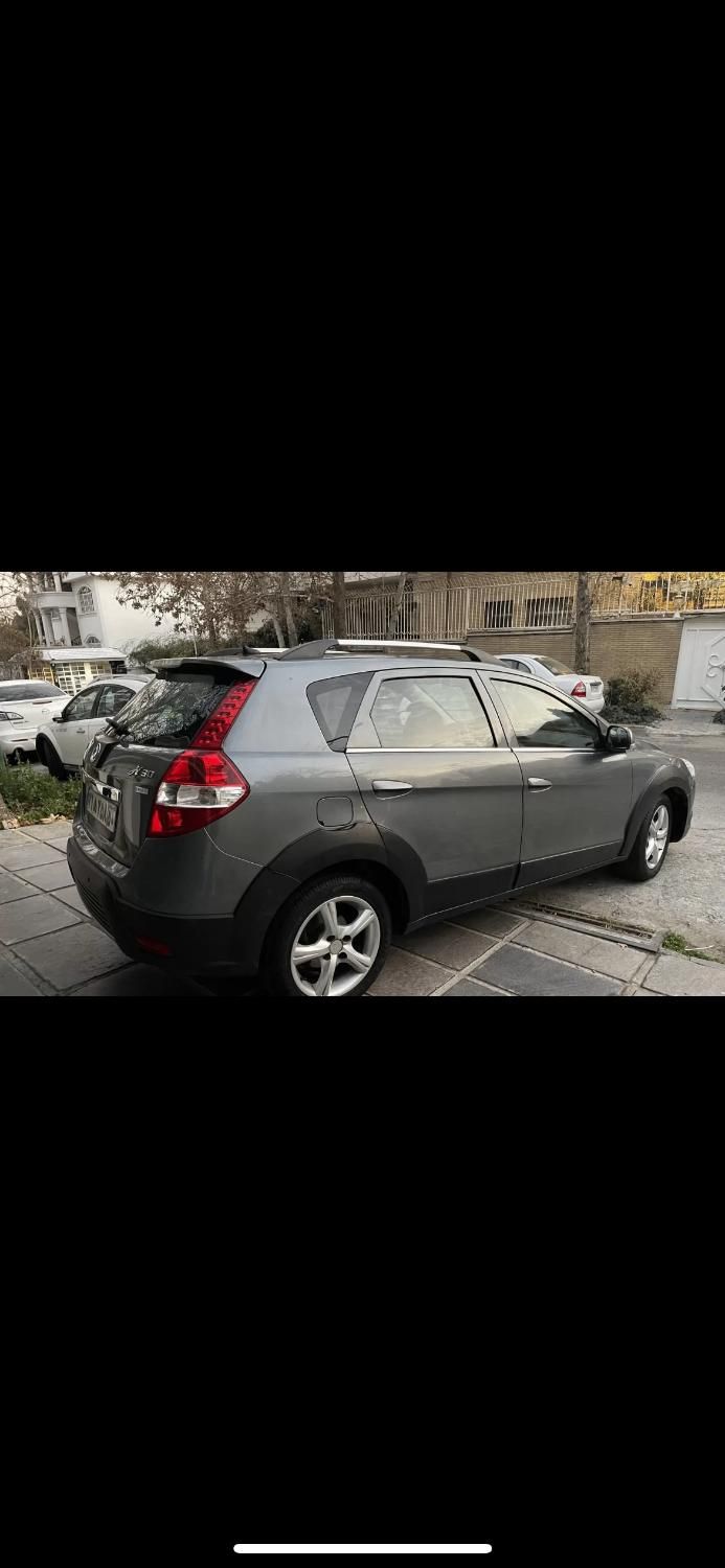 خودرو دانگ فنگ، H30 کراس آگهی ann_18520463