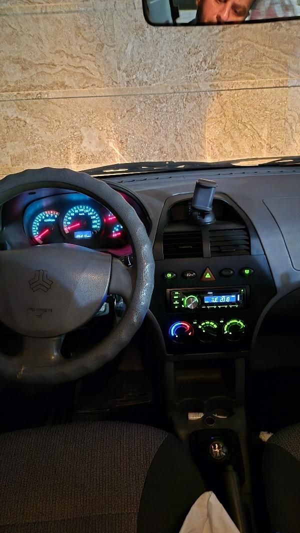 تیبا صندوق دار SX - 1393