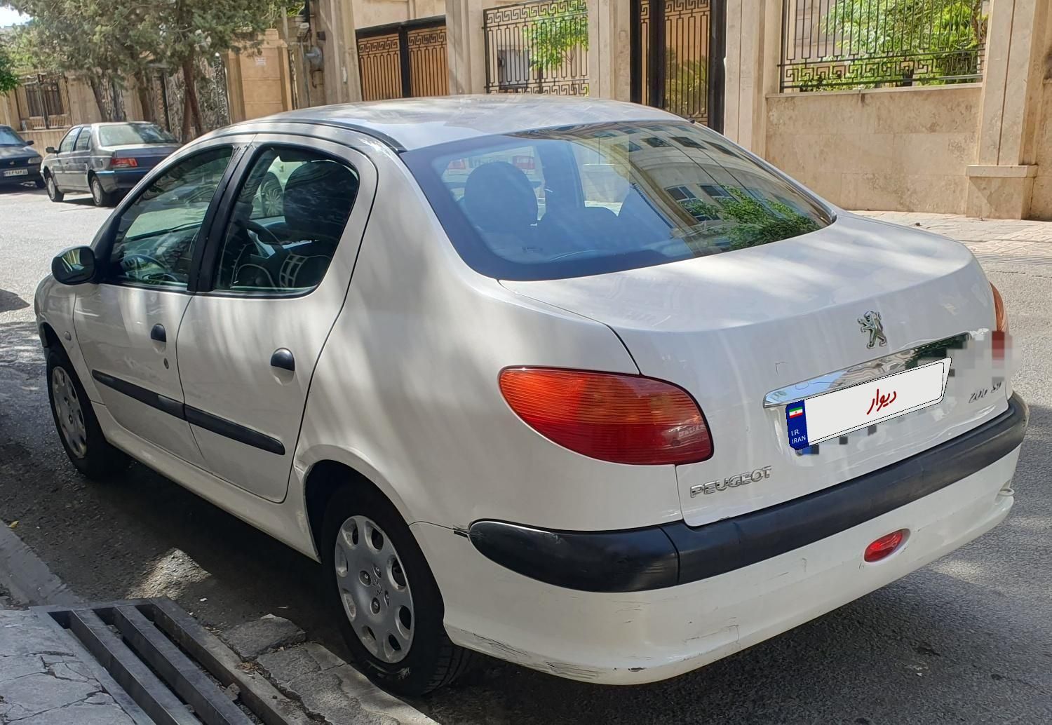 پژو ۲۰۶ صندوق دار v8 - 1387