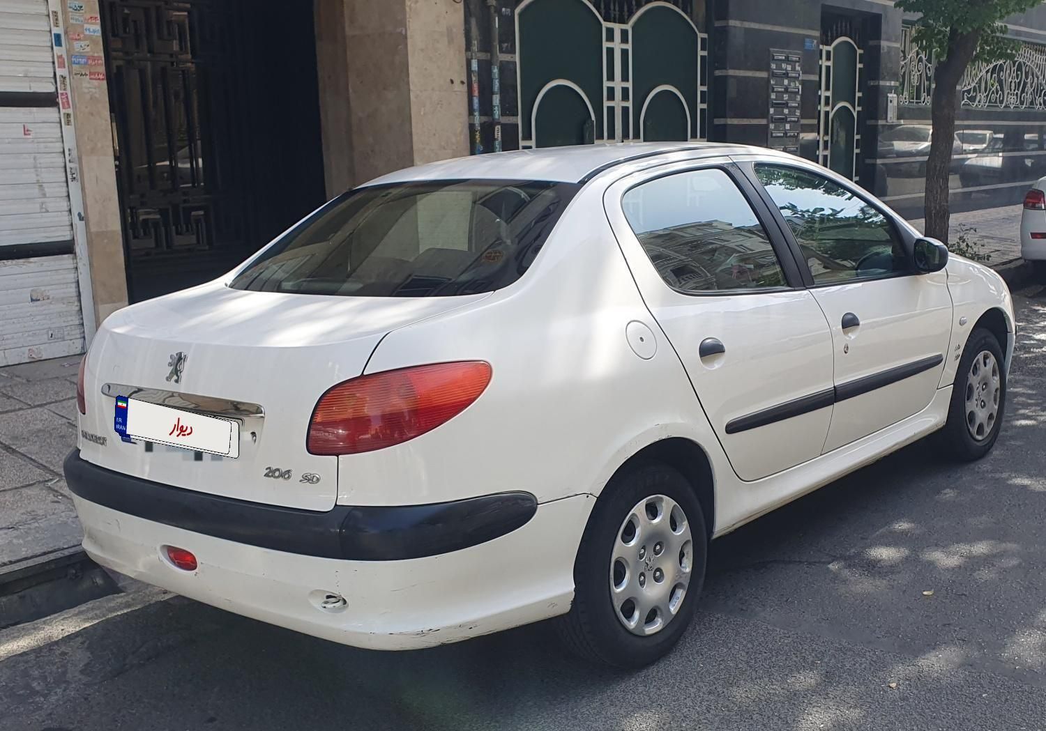 پژو ۲۰۶ صندوق دار v8 - 1387