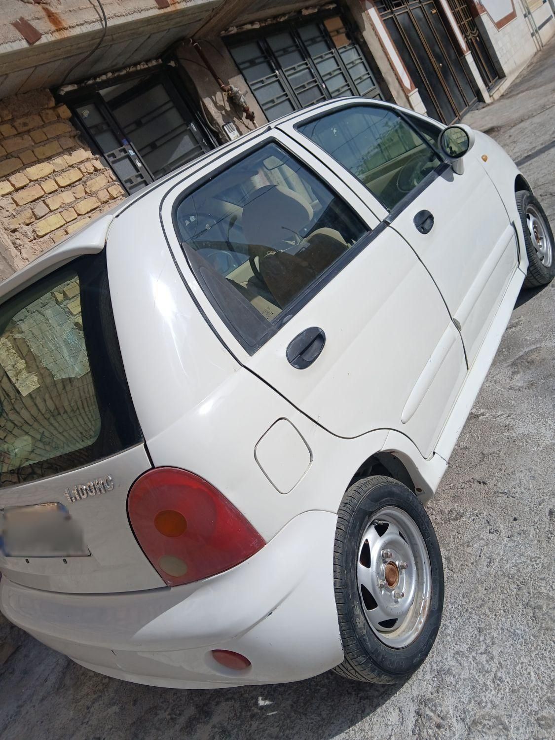 ام وی ام 110 چهار سیلندر دنده ای - 2011