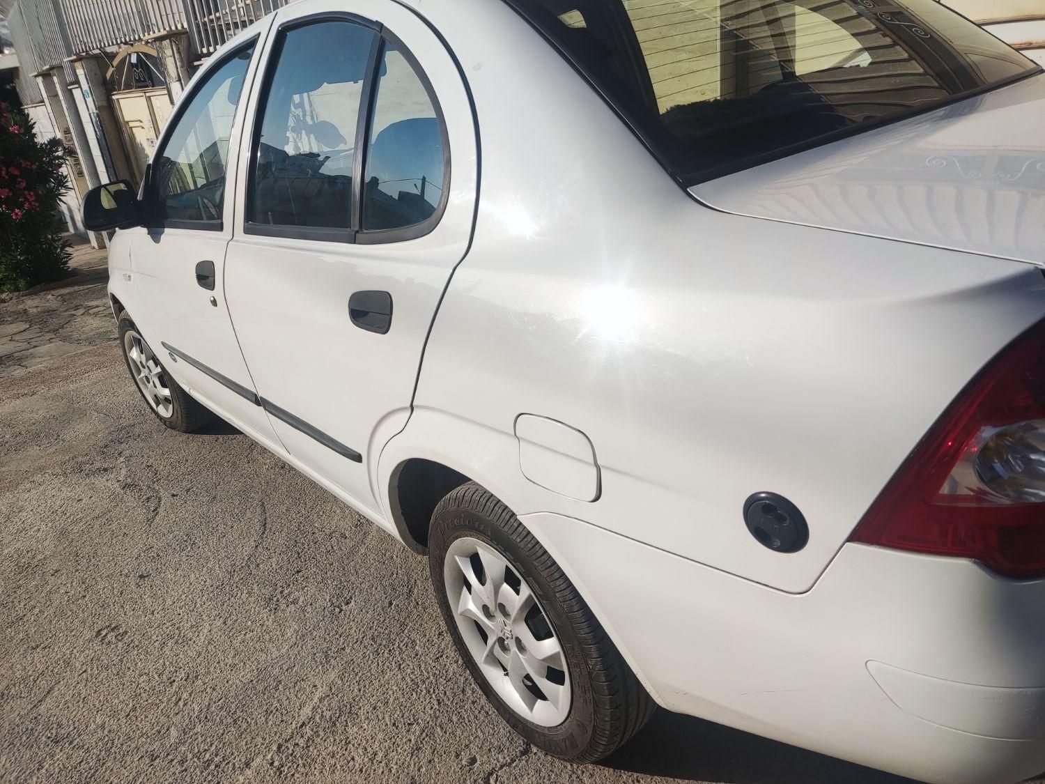تیبا صندوق دار SX - 1396