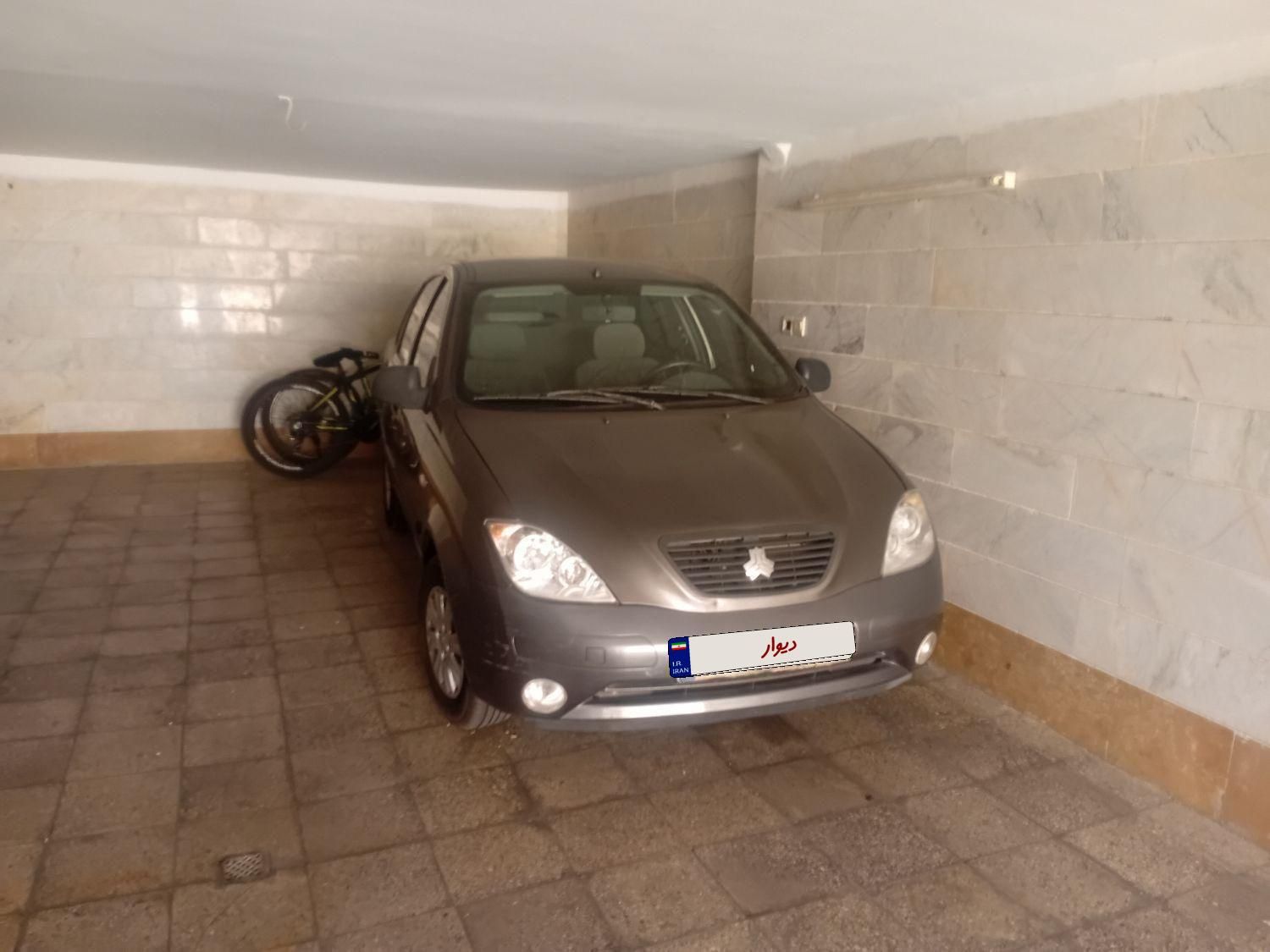 تیبا صندوق دار LX - 1389