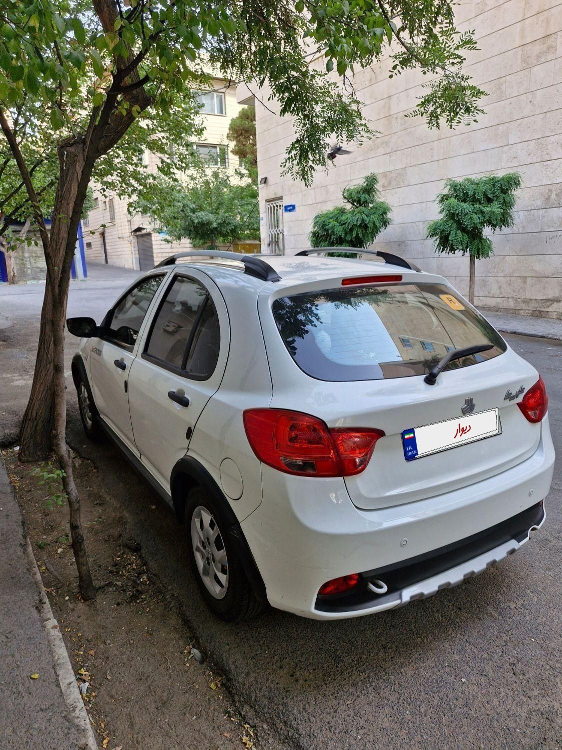 خودرو کوییک، معمولی آگهی ann_18521571