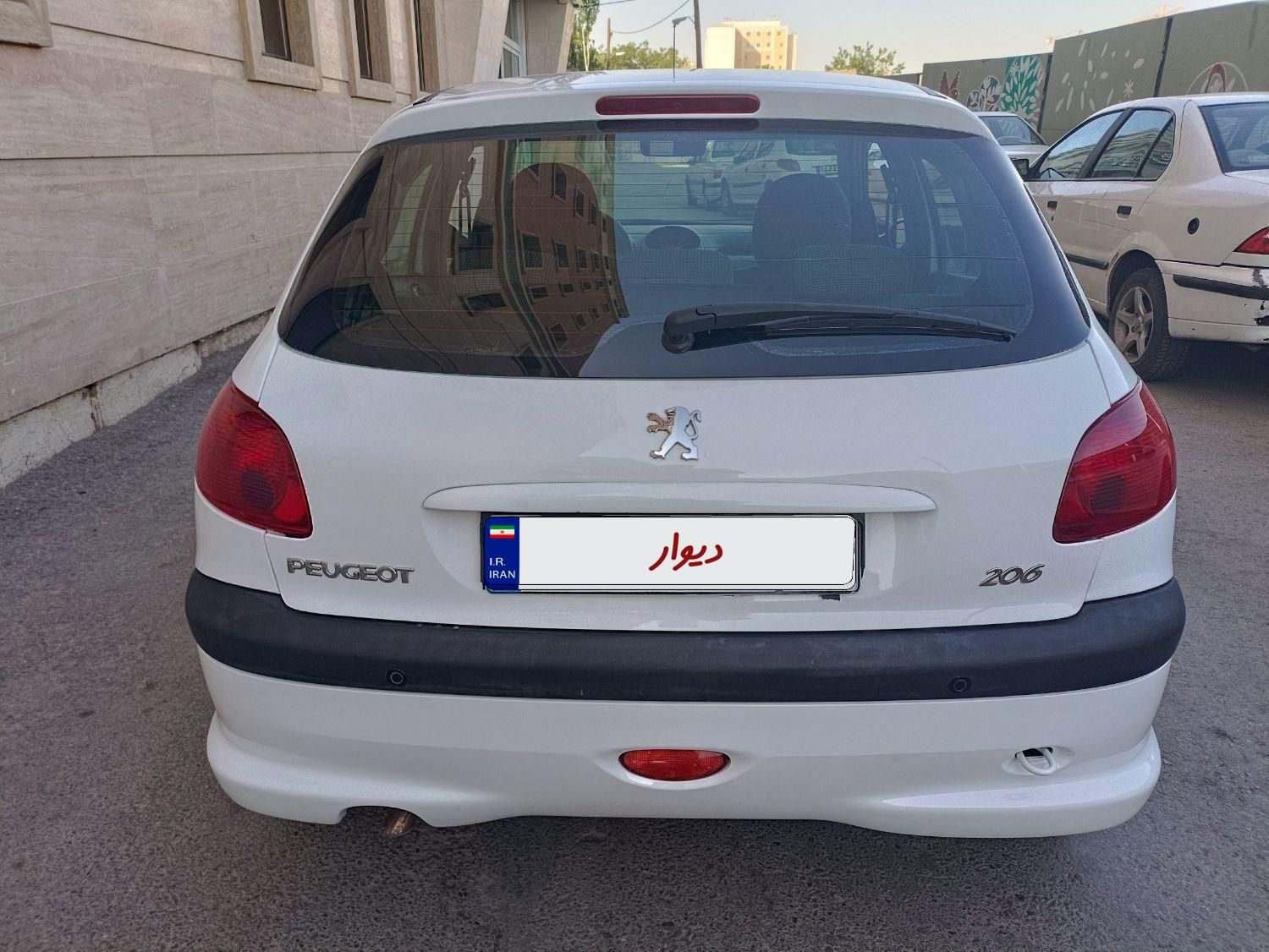 پژو 206 تیپ 5 - 1396