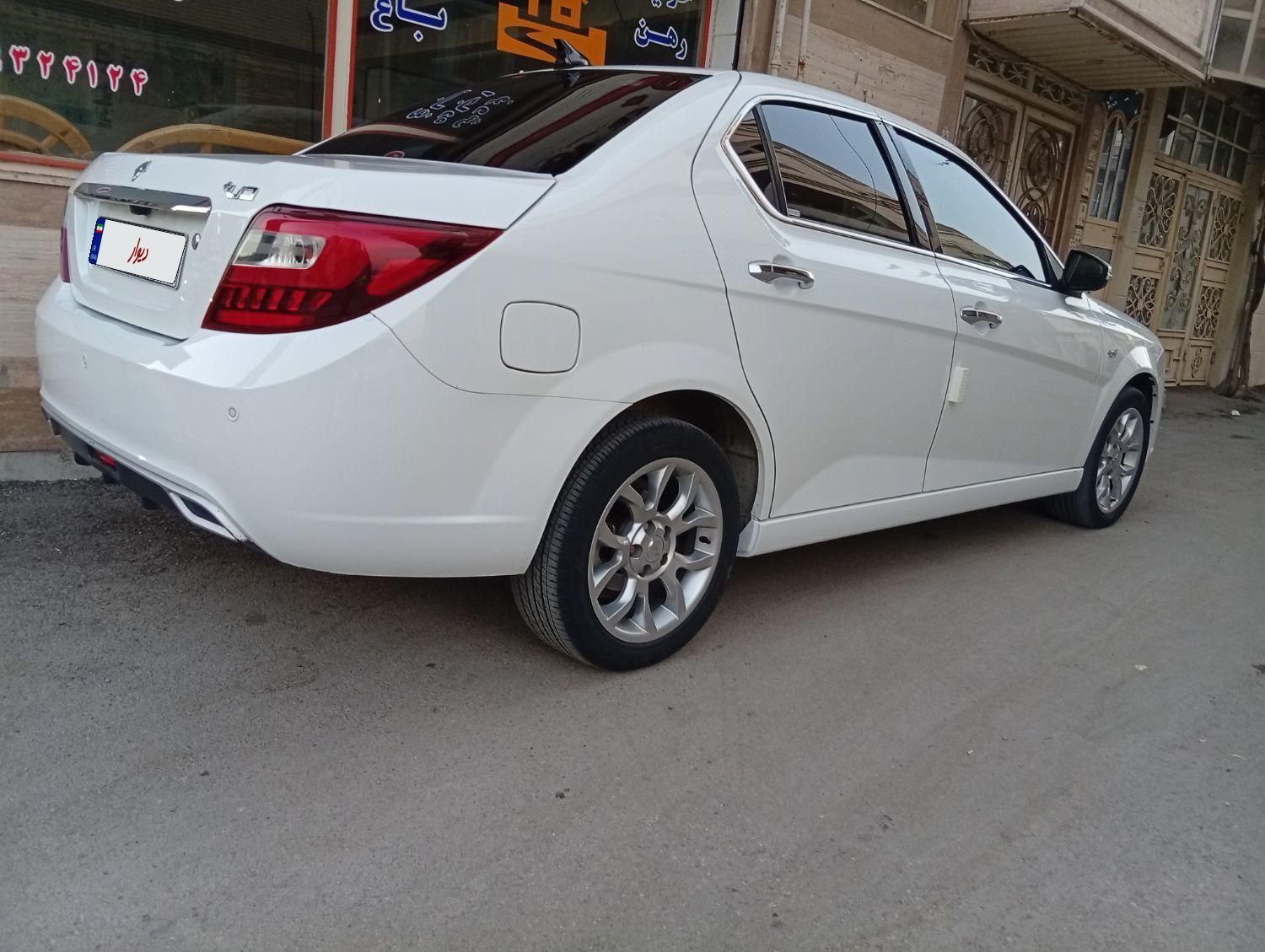 دنا پلاس توربو اتوماتیک - 1401