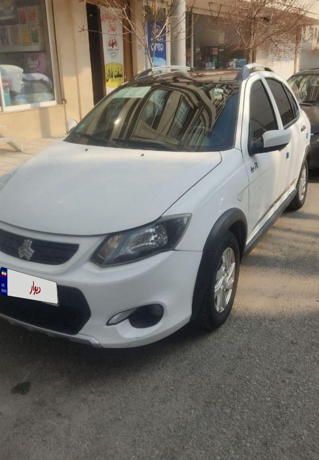 خودرو کوییک، R آگهی ann_18522461