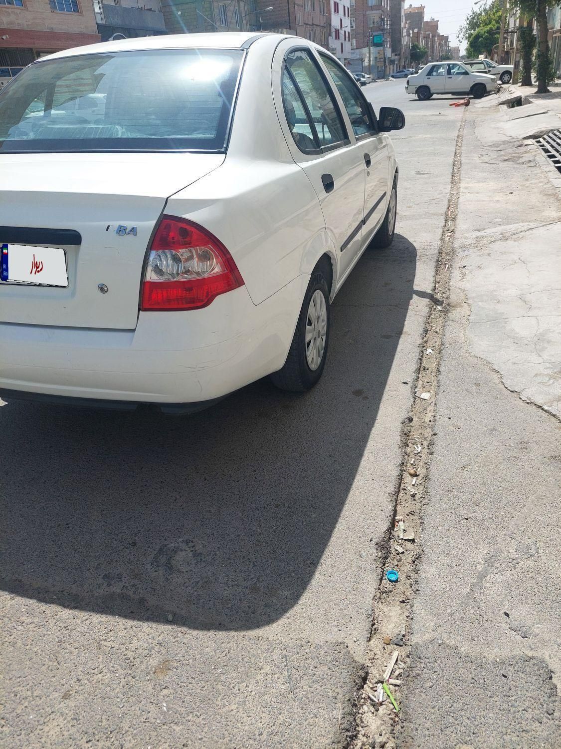 تیبا صندوق دار SX - 1399
