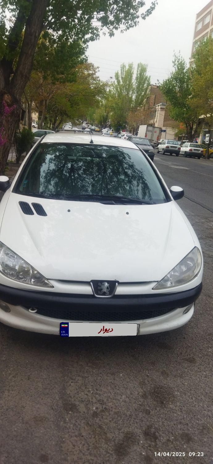 پژو ۲۰۶ صندوق دار v8 - 1389