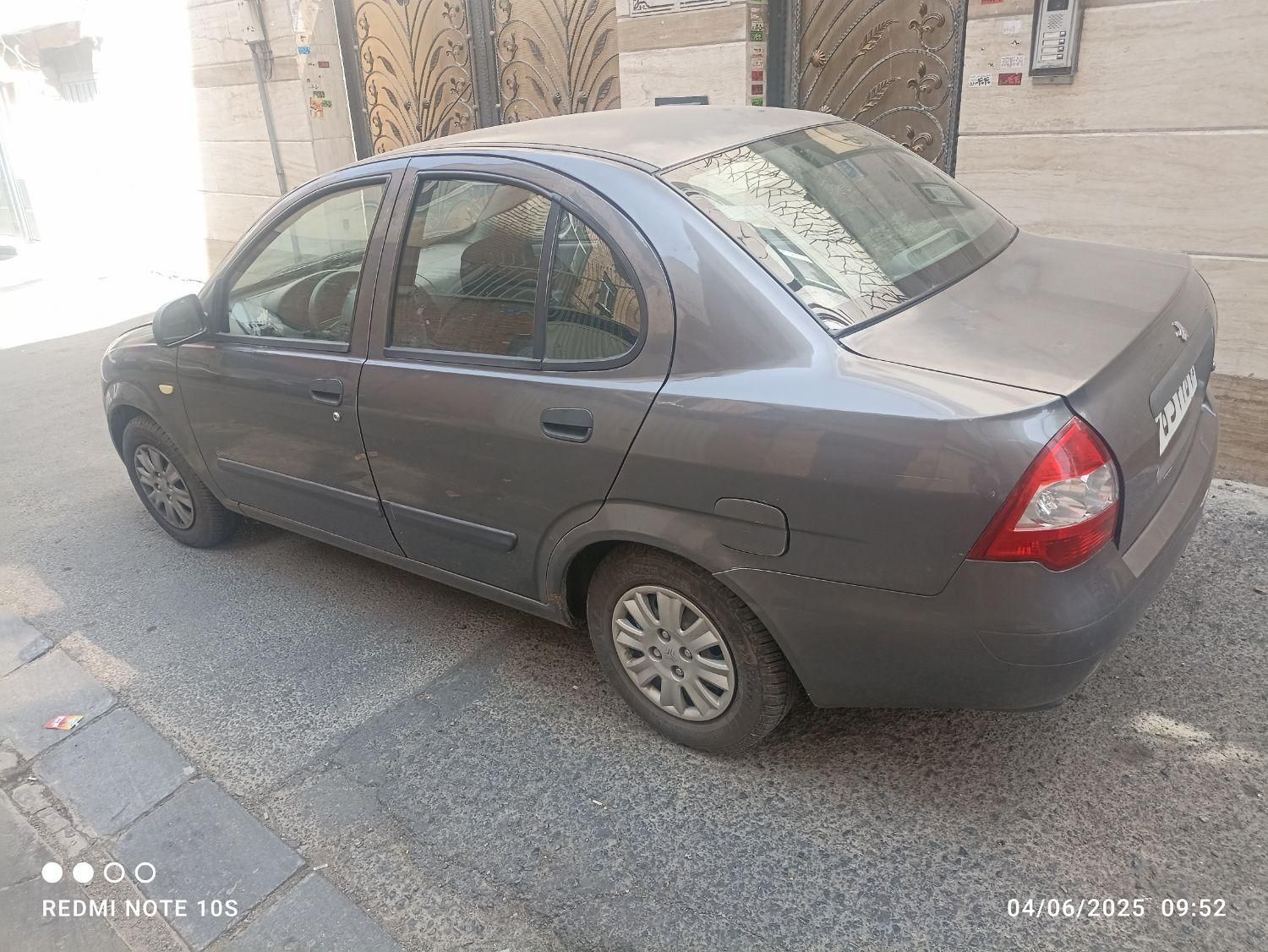 تیبا صندوق دار SX - 1393
