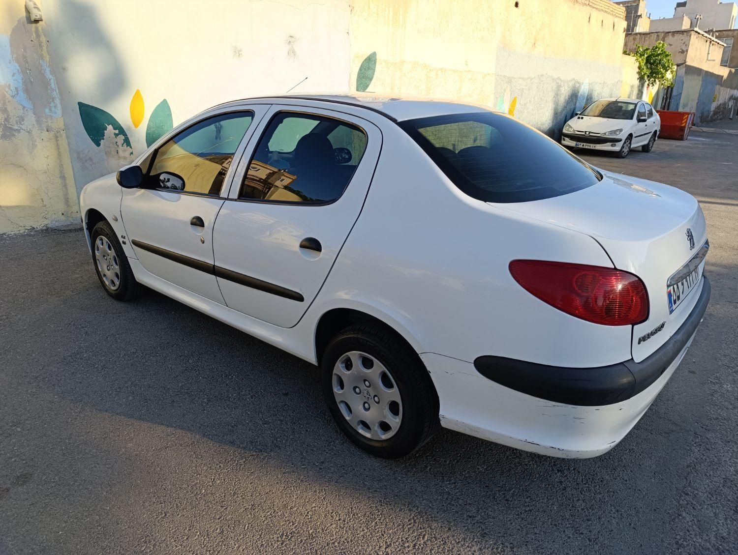 پژو ۲۰۶ صندوق دار v8 - 1394