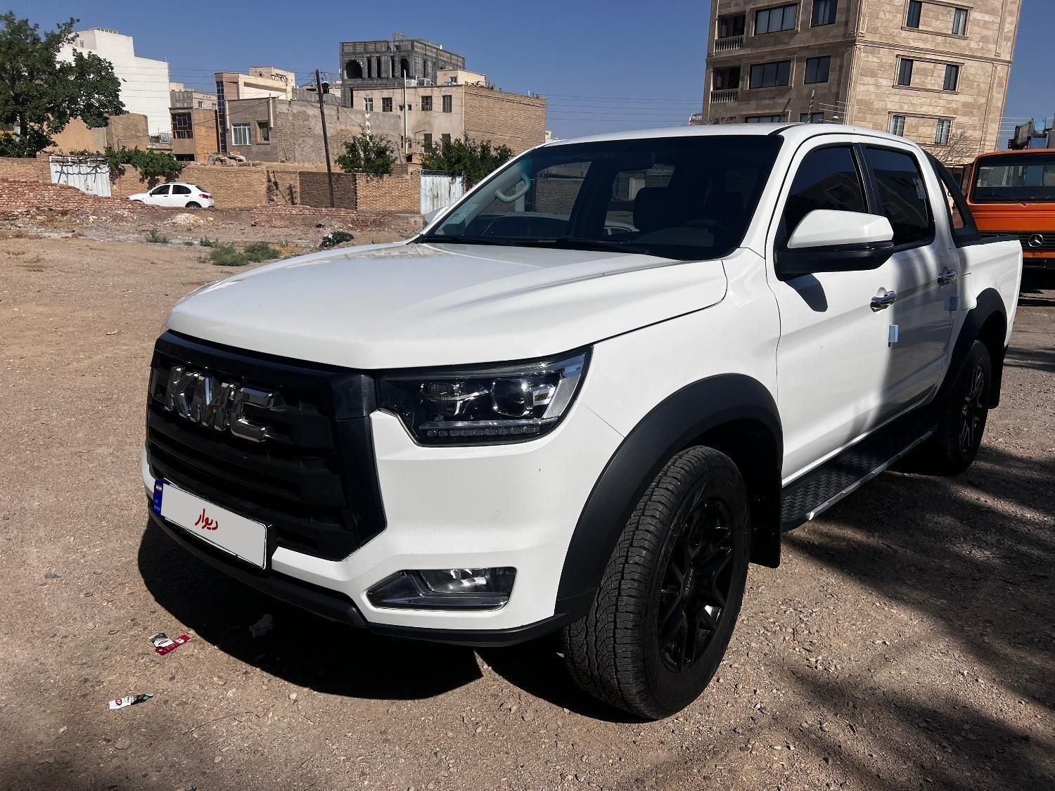 خودرو کی ام سی، T8 آگهی ann_18523382