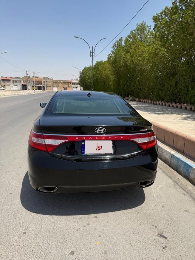 هیوندای آزرا (گرنجور) 3000cc - 2014