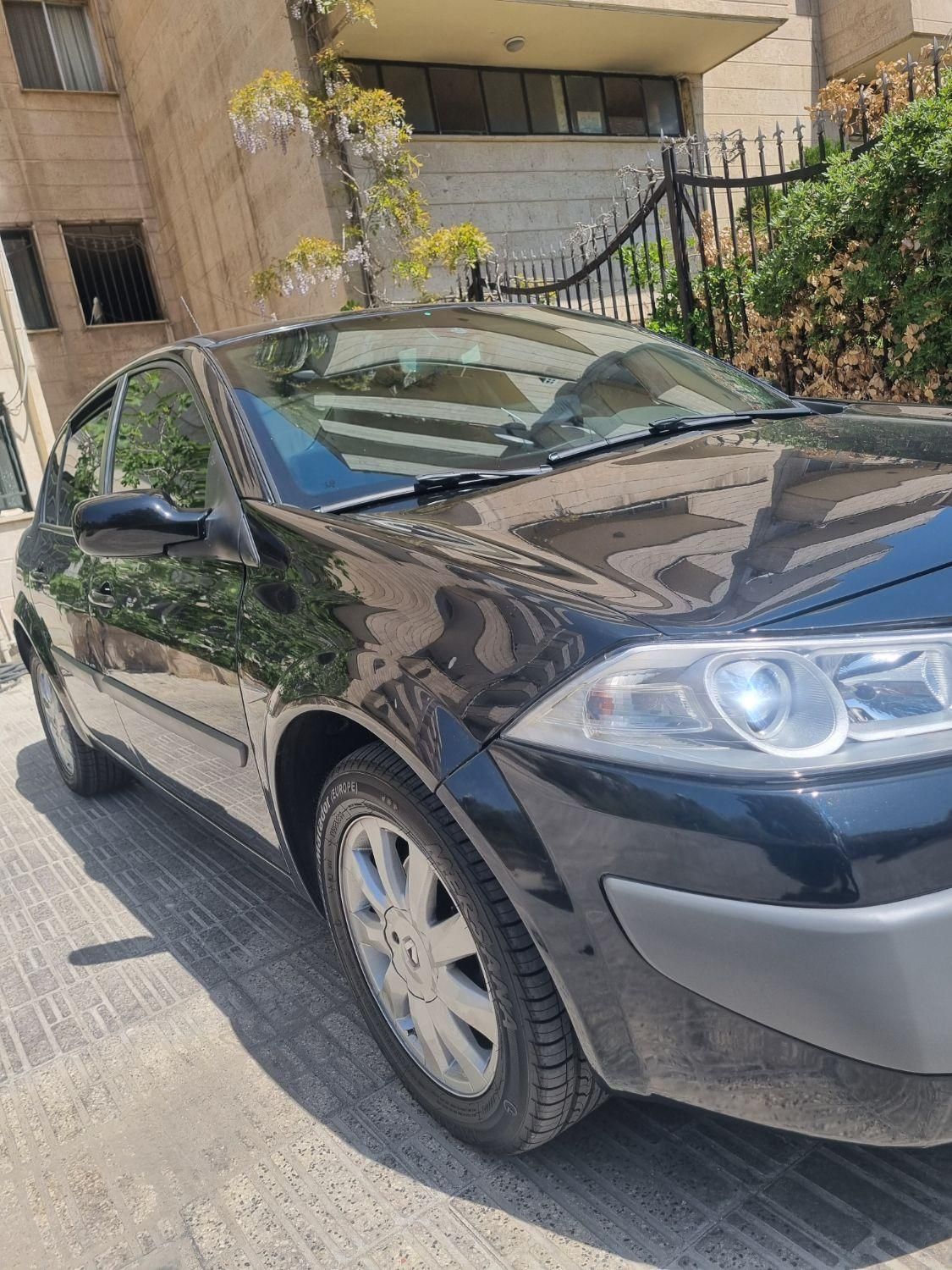 رنو مگان پارس خودرو 2000 - 2011